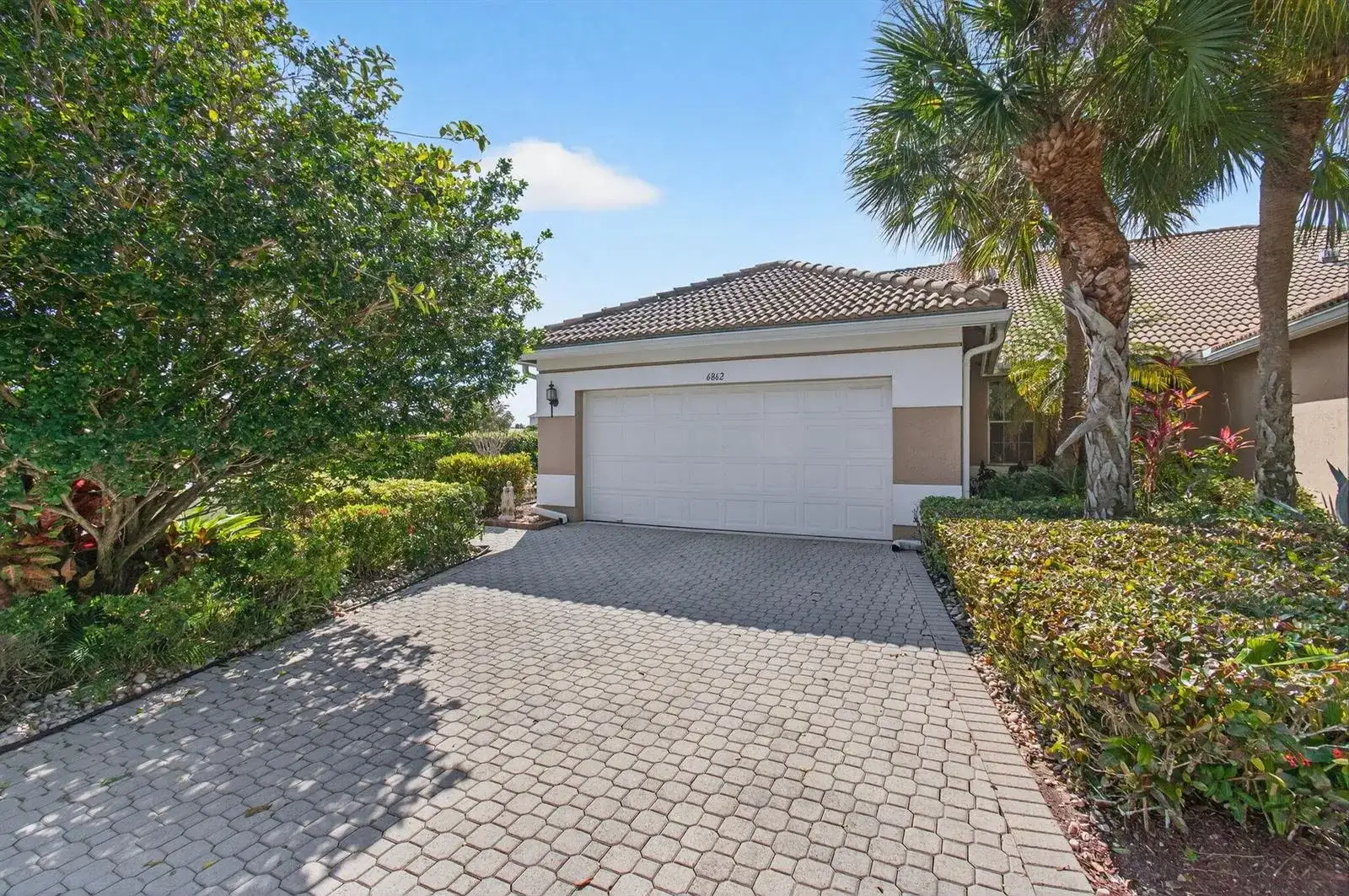 6862 Swansea Lane, Boynton Beach FL 33472 photo 2