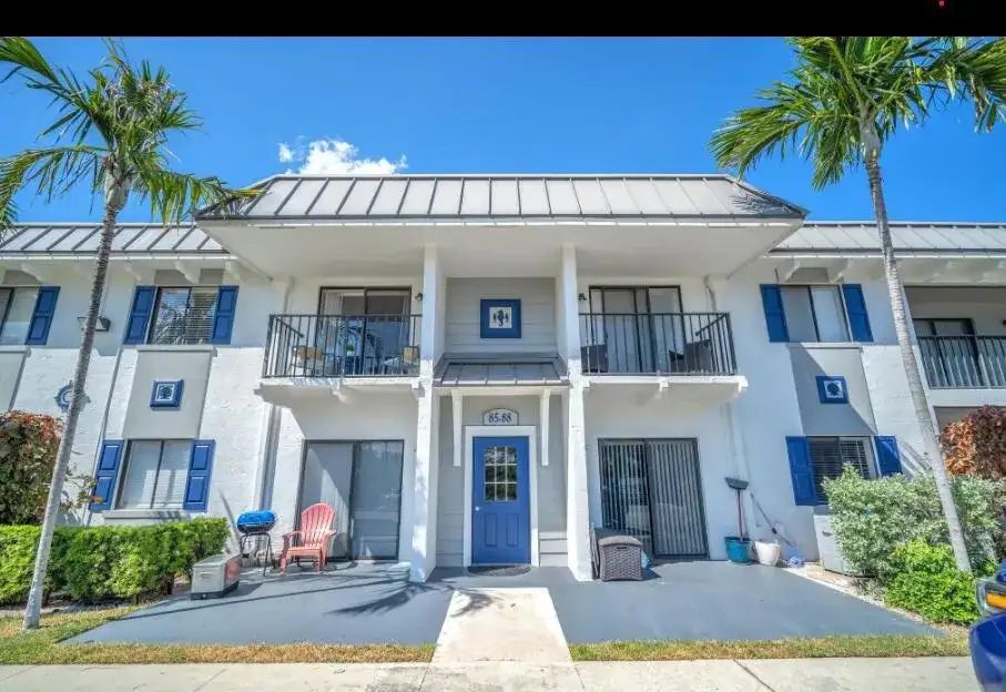 3100 S Dixie Highway, Boca Raton FL 33432 photo 2