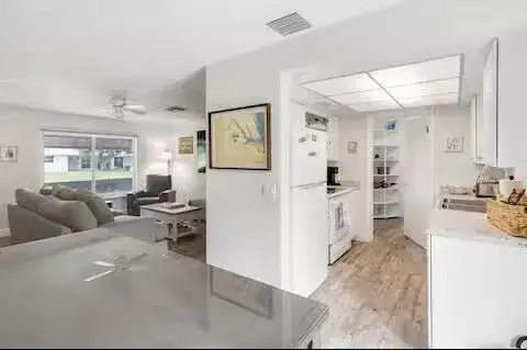 1519 Treemont Avenue, Jupiter FL 33469 photo 5