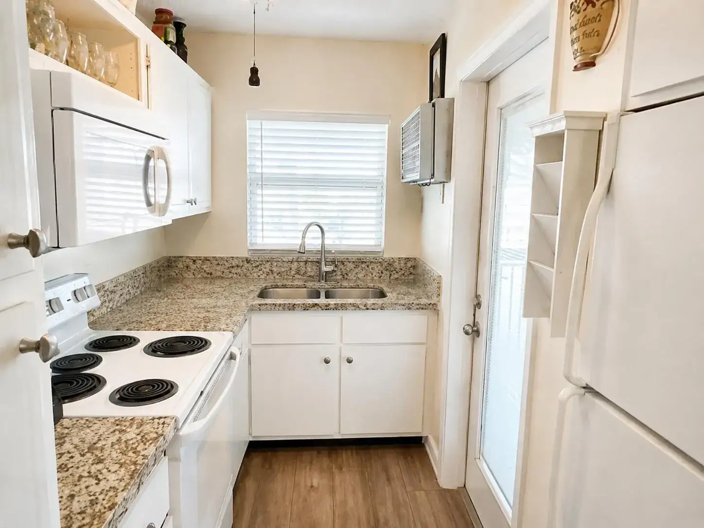 111 Shore Court # 302, North Palm Beach FL 33408 photo 3
