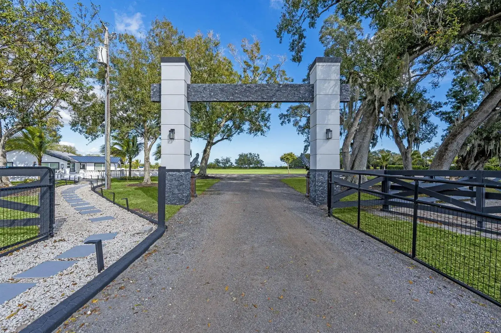 16200 Orange Avenue, Fort Pierce FL 34945 photo 4
