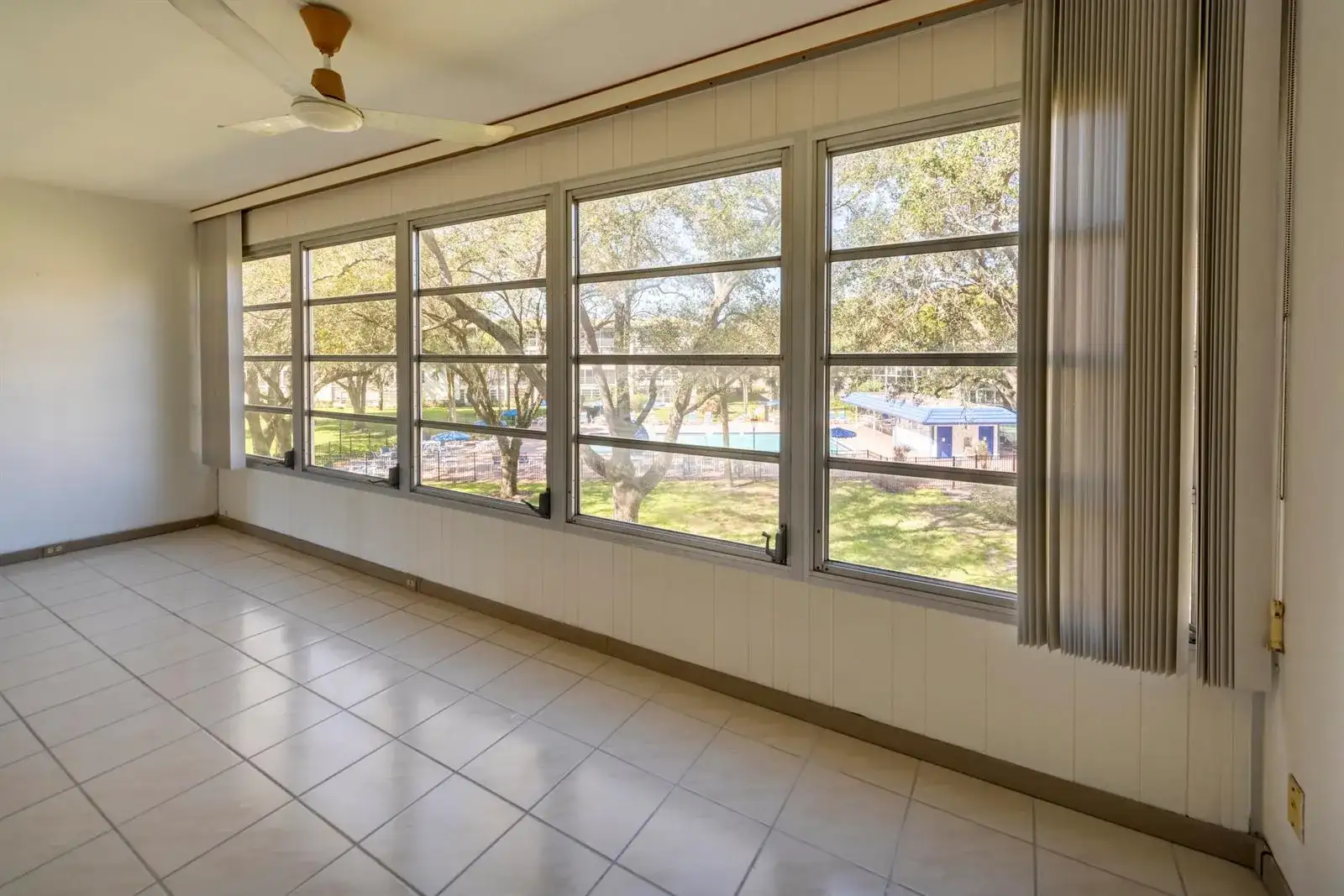 2303 Lucaya Lane # N3, Coconut Creek FL 33066 photo 3