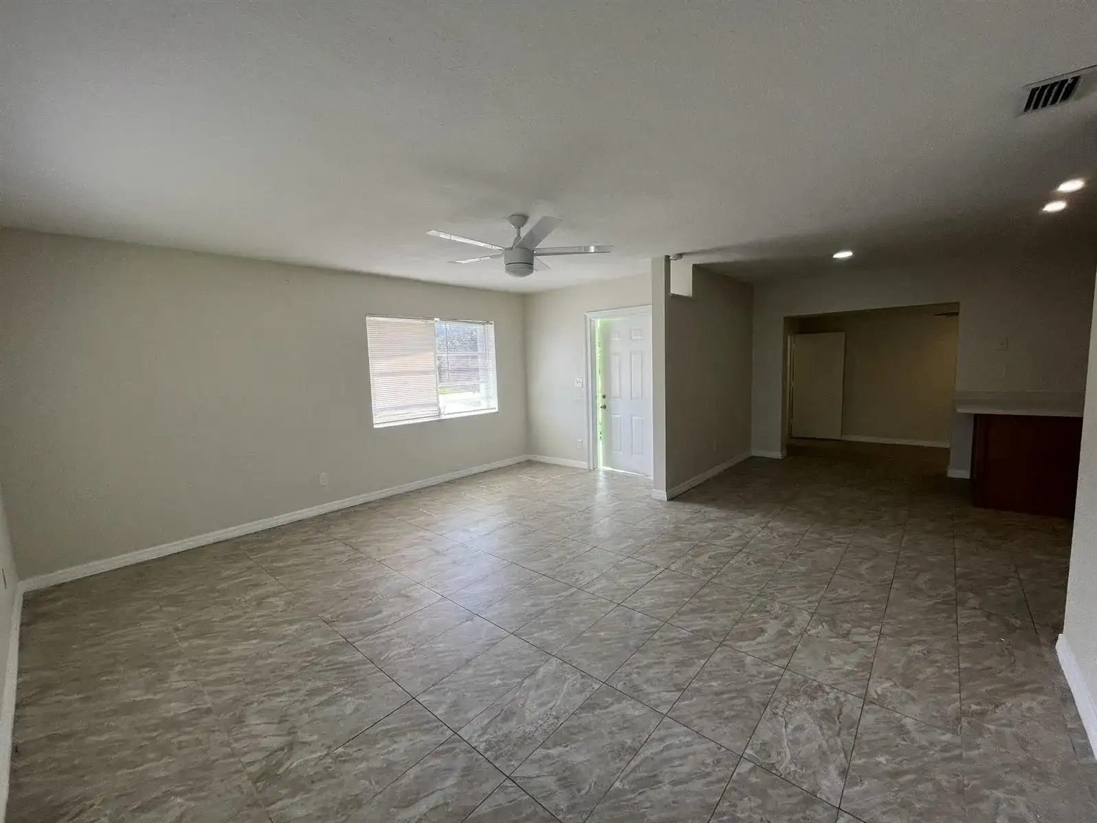 285 SE Abeto Lane, Port St. Lucie FL 34983 photo 5