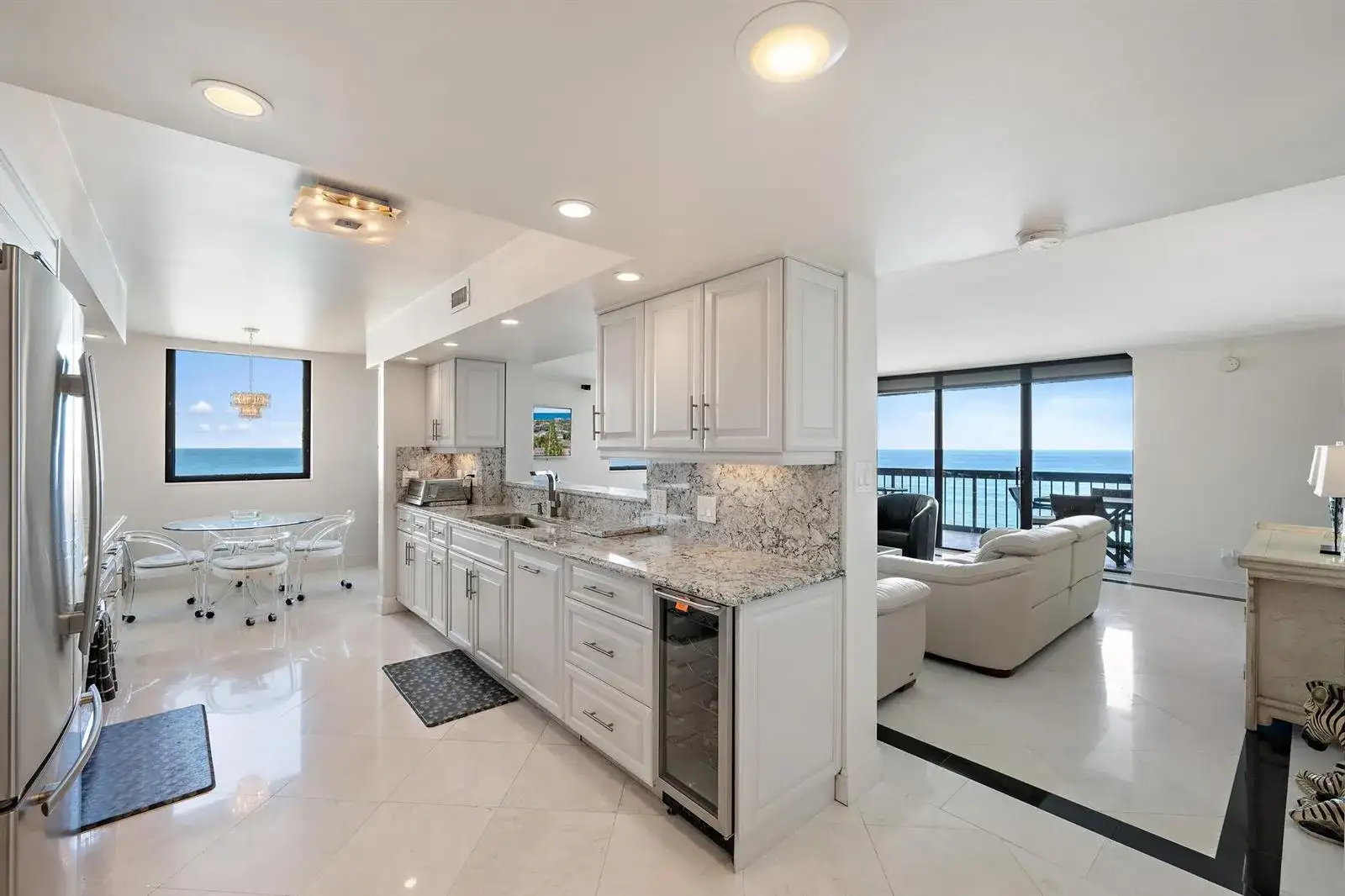 5380 N Ocean Drive # 19e, Singer Island FL 33404 photo 5