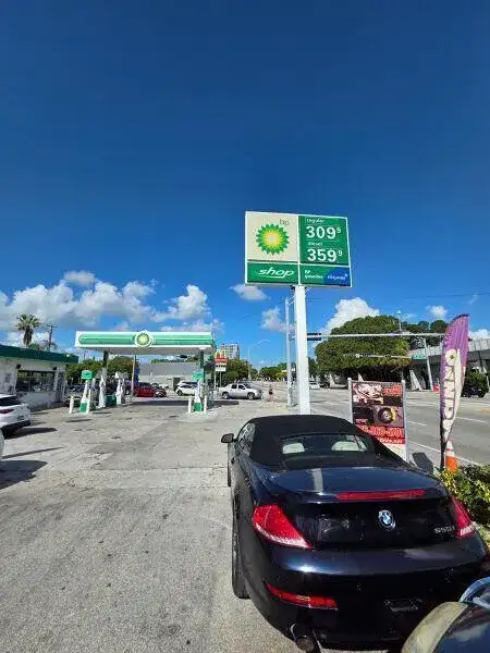 3198 S Dixie Highway, Miami FL 33133 photo 5