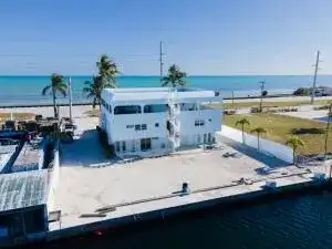 74560 Overseas Highway, Islamorada FL 33036 photo 2
