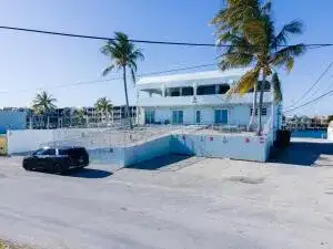 74560 Overseas Highway, Islamorada FL 33036 photo 4