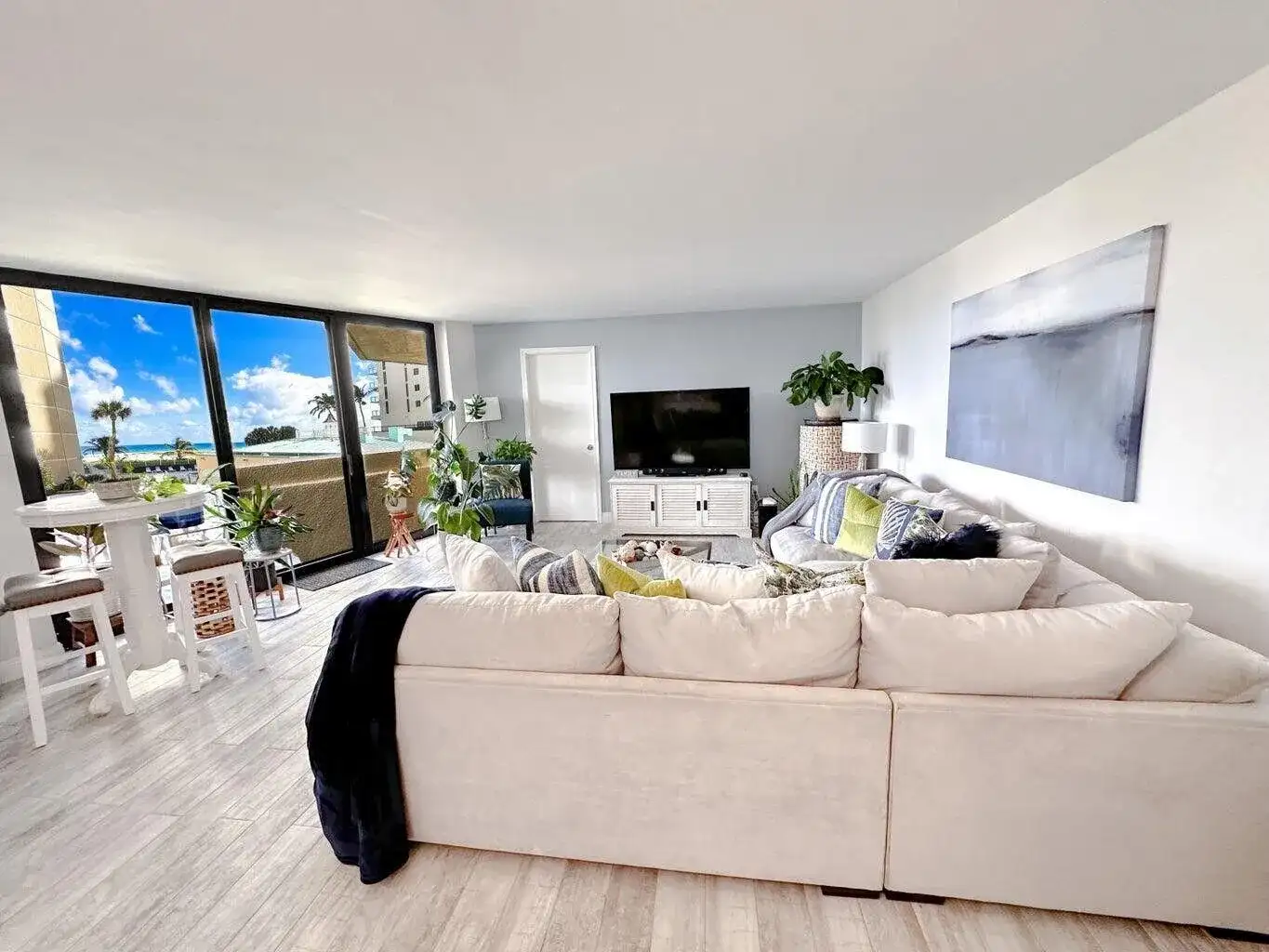 2800 N Ocean Drive # 2d, Singer Island FL 33404 photo 2