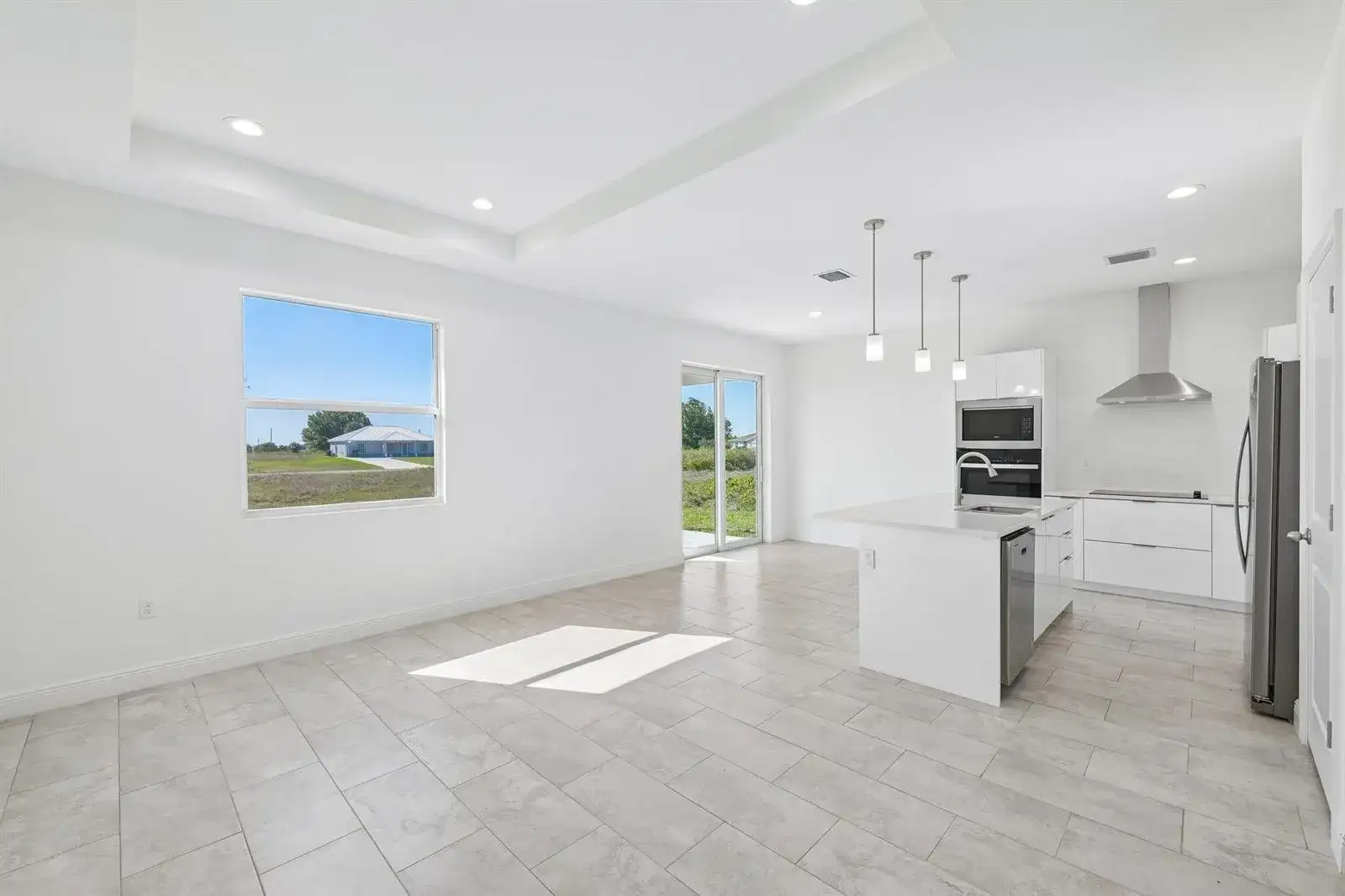 9006 S Castle Circle, FL 33935 photo 4