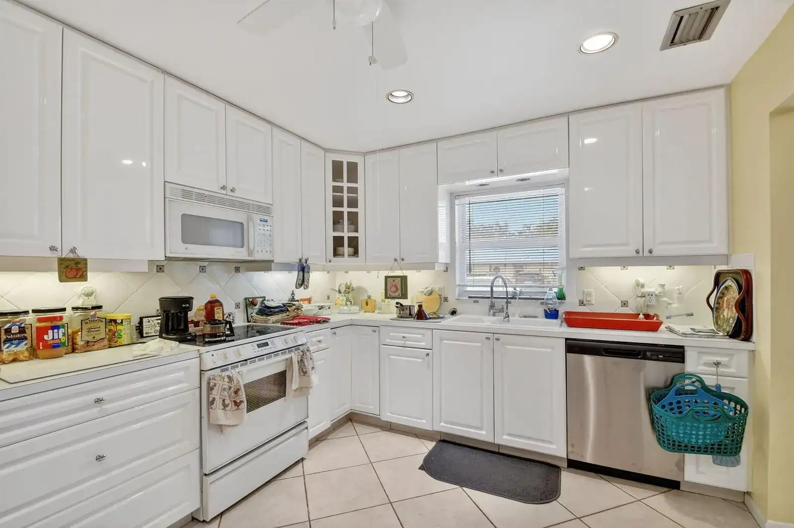 782 Nantucket Circle, FL 33467 photo 2