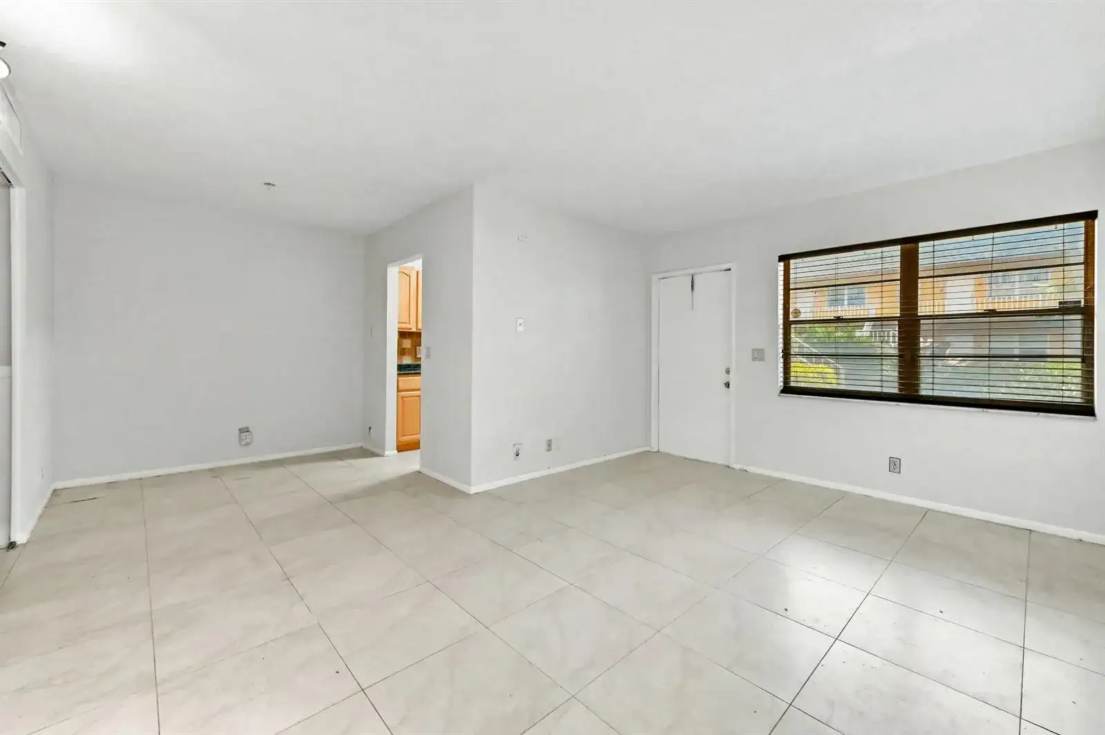 240 Croton Avenue # 102, Lantana FL 33462 photo 4