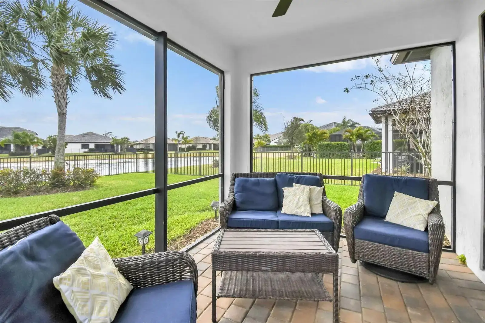 479 SE Vallarta Drive, Port St. Lucie FL 34984 photo 5