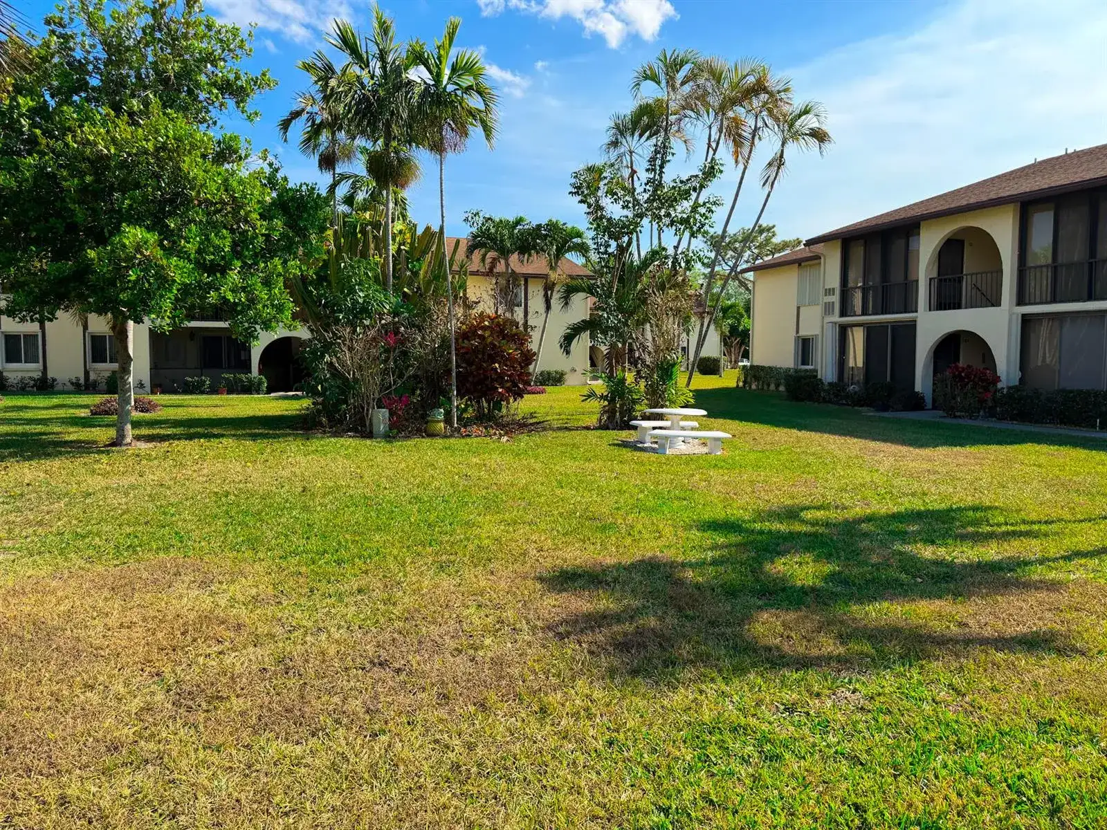 3530 Pine Needle Drive # 2, FL 33463 photo 2