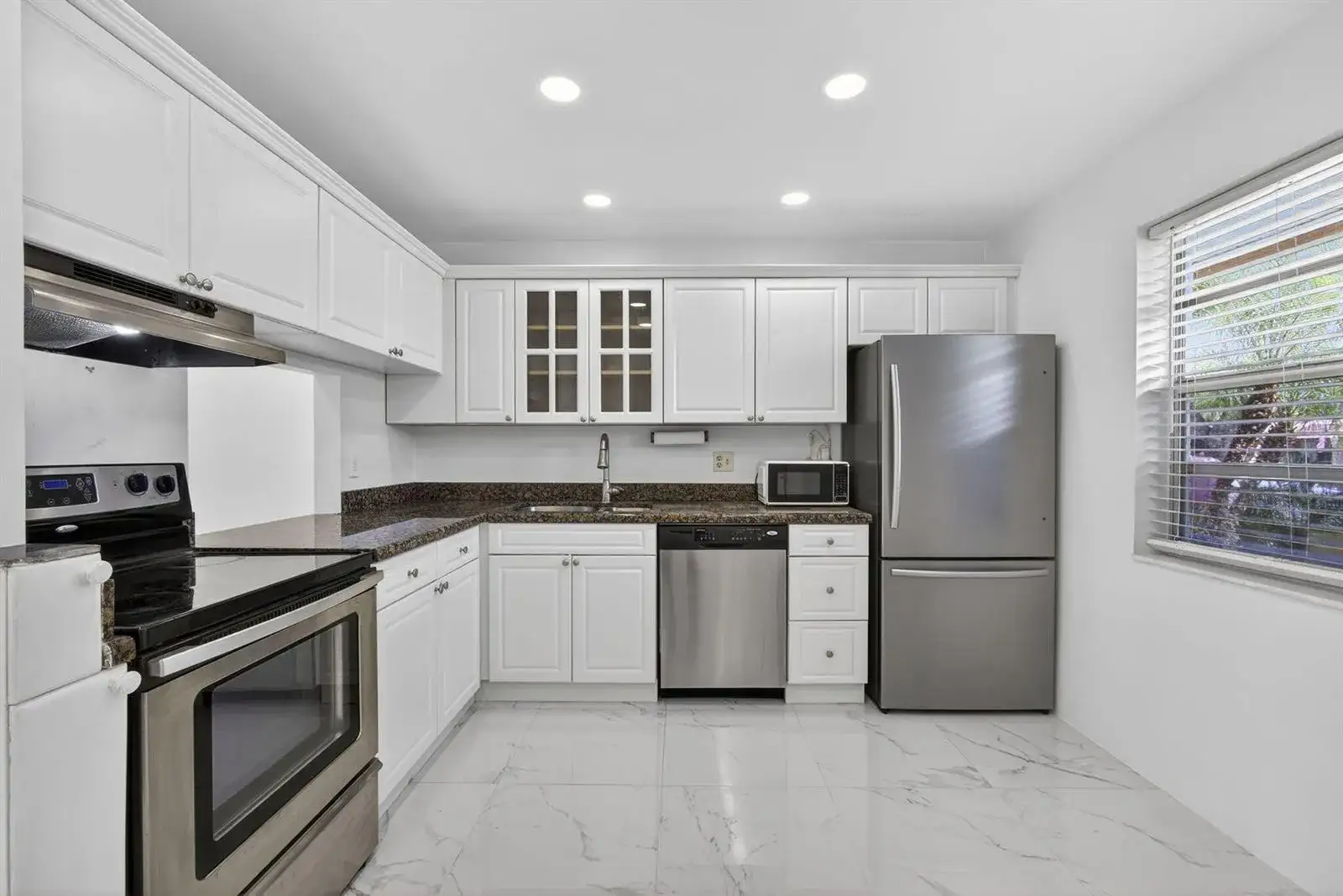 105 Lake Irene Drive, West Palm Beach FL 33411 photo 4