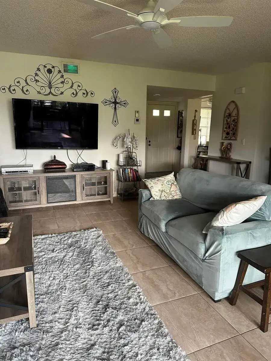 5807 Parkwalk Drive, Boynton Beach FL 33472 photo 4