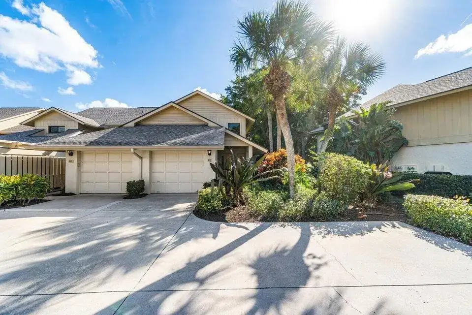 17138 Waterbend Drive # 217, Jupiter FL 33477 photo 2