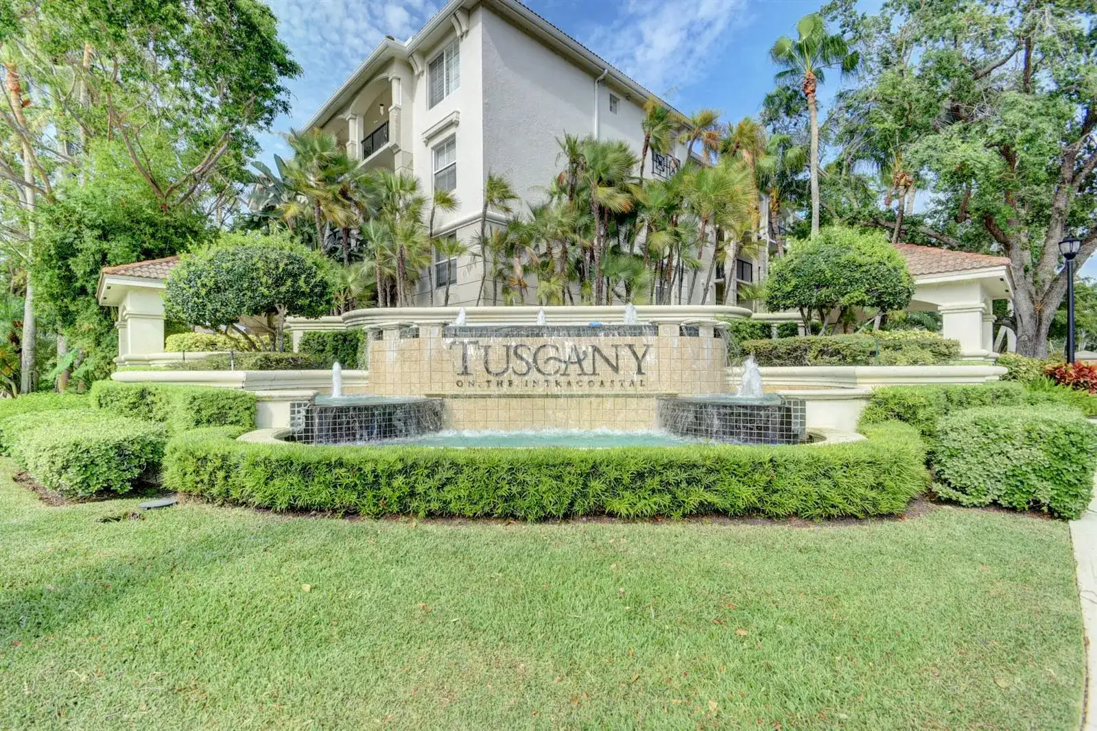 1306 Tuscany Way # 306, Boynton Beach FL 33435 photo 2