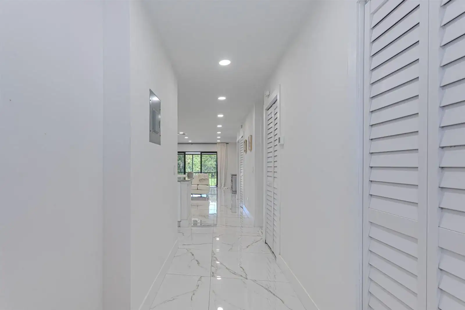 8545 Casa Del Lago # F, Boca Raton FL 33433 photo 4