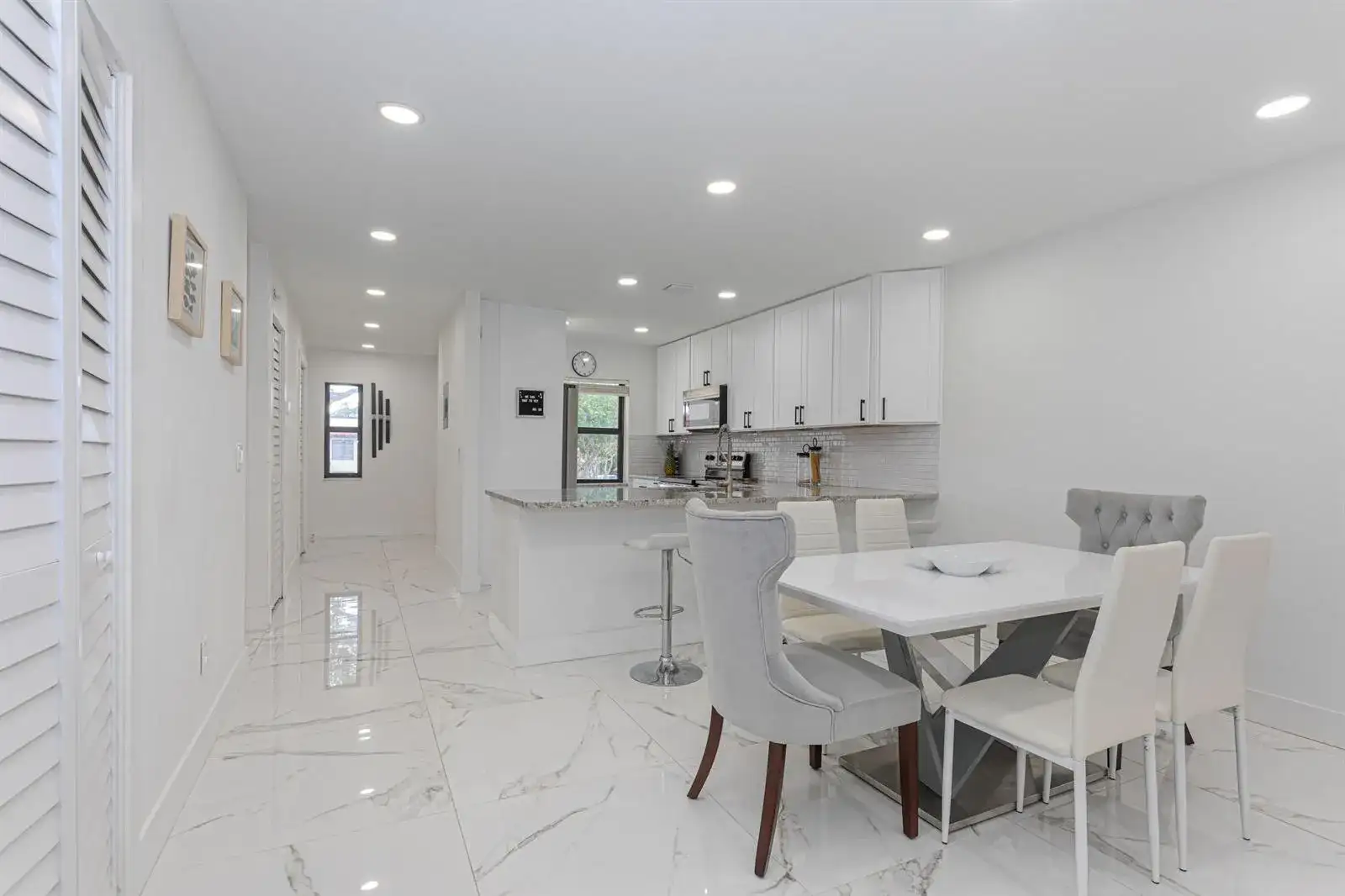 8545 Casa Del Lago # F, Boca Raton FL 33433 photo 5