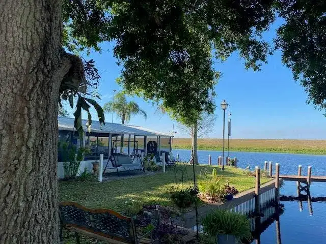8680 Us Highway 441 SE # 35, Okeechobee FL 34974 photo 4