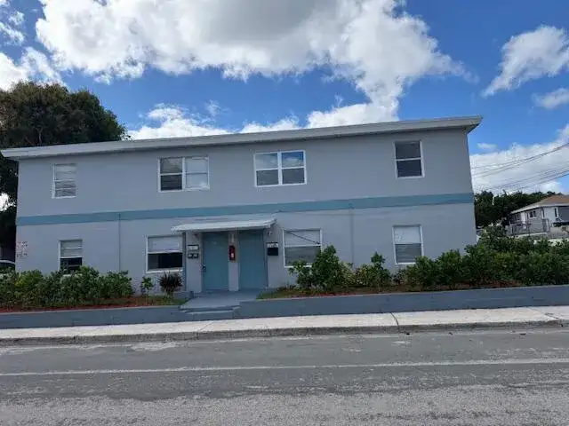 1913 Division Avenue, West Palm Beach FL 33407 photo 4