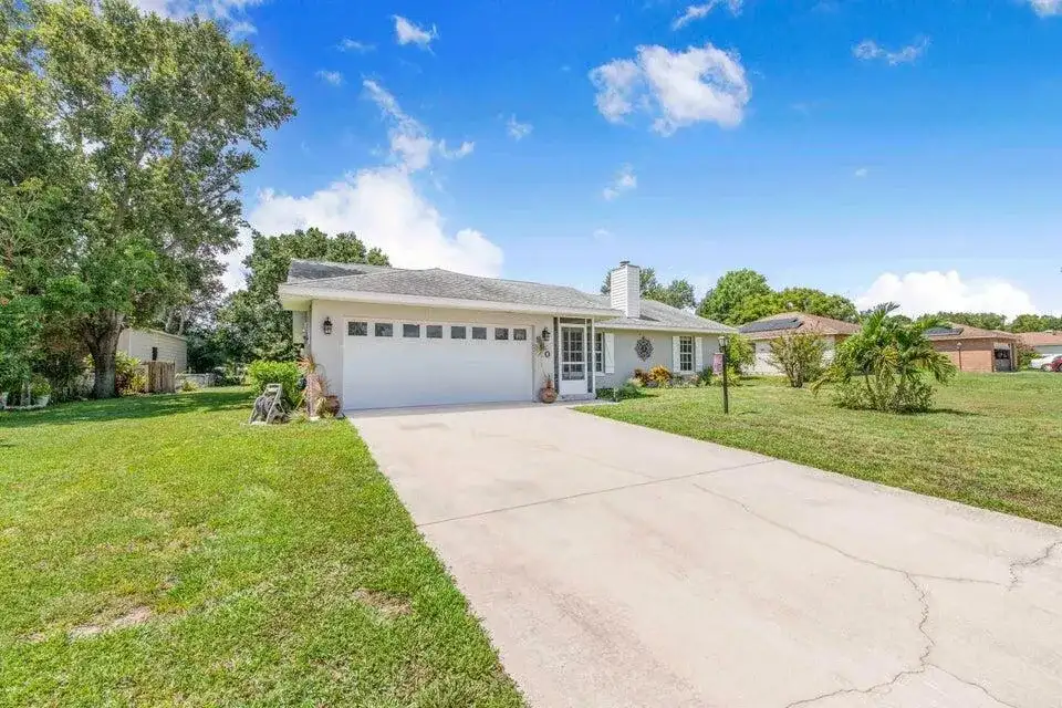 910 Liberty Lane, FL 33823 photo 4