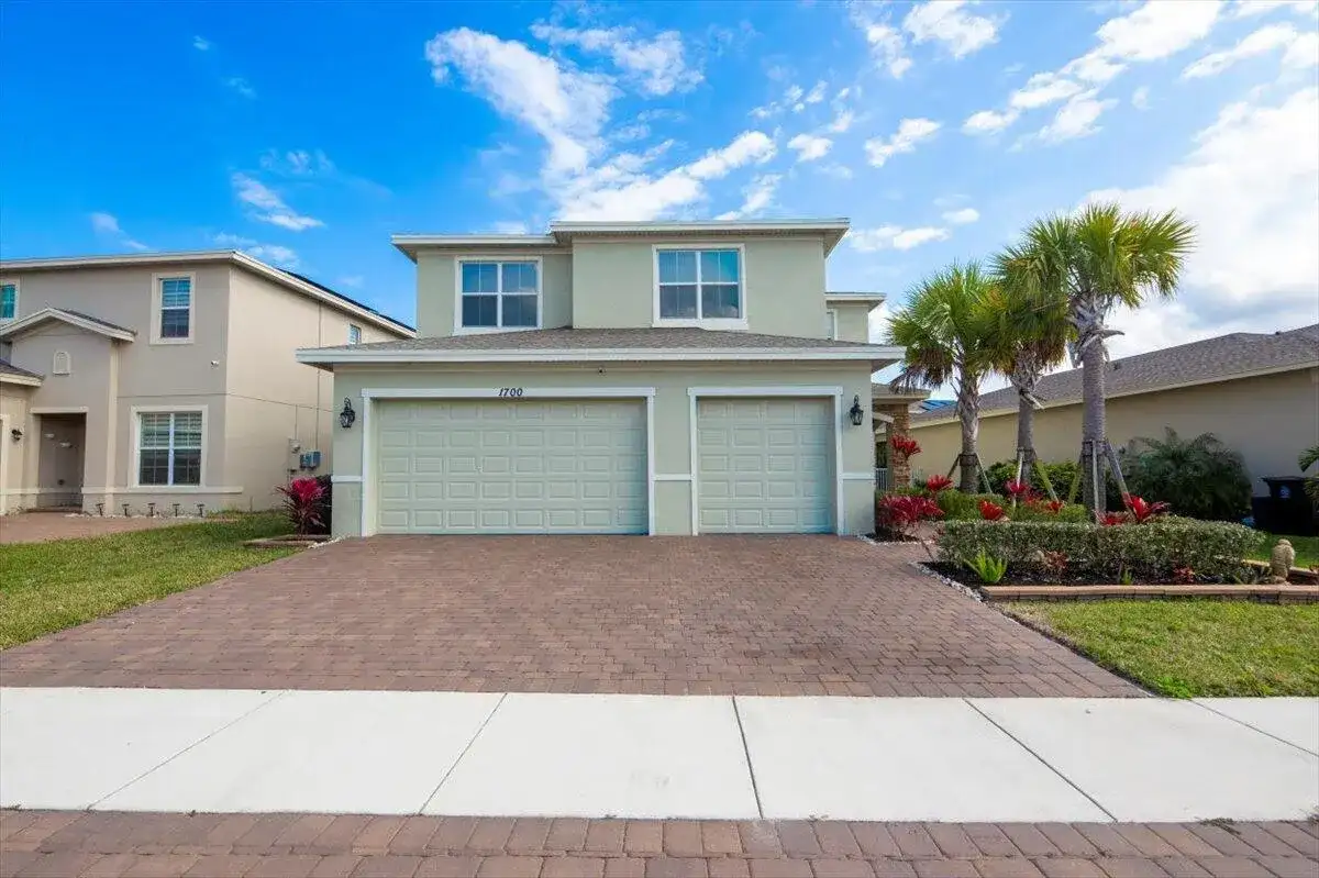 1700 NW Vivanco Street, Port St. Lucie FL 34986 photo 2
