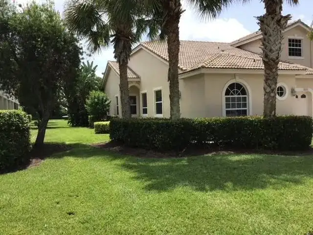 9201 Wentworth Lane, Port St. Lucie FL 34986 photo 3