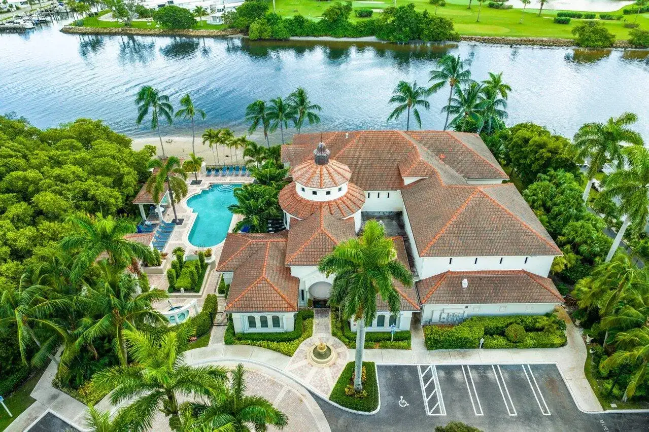 1302 Tuscany Way, Boynton Beach FL 33435 photo 2