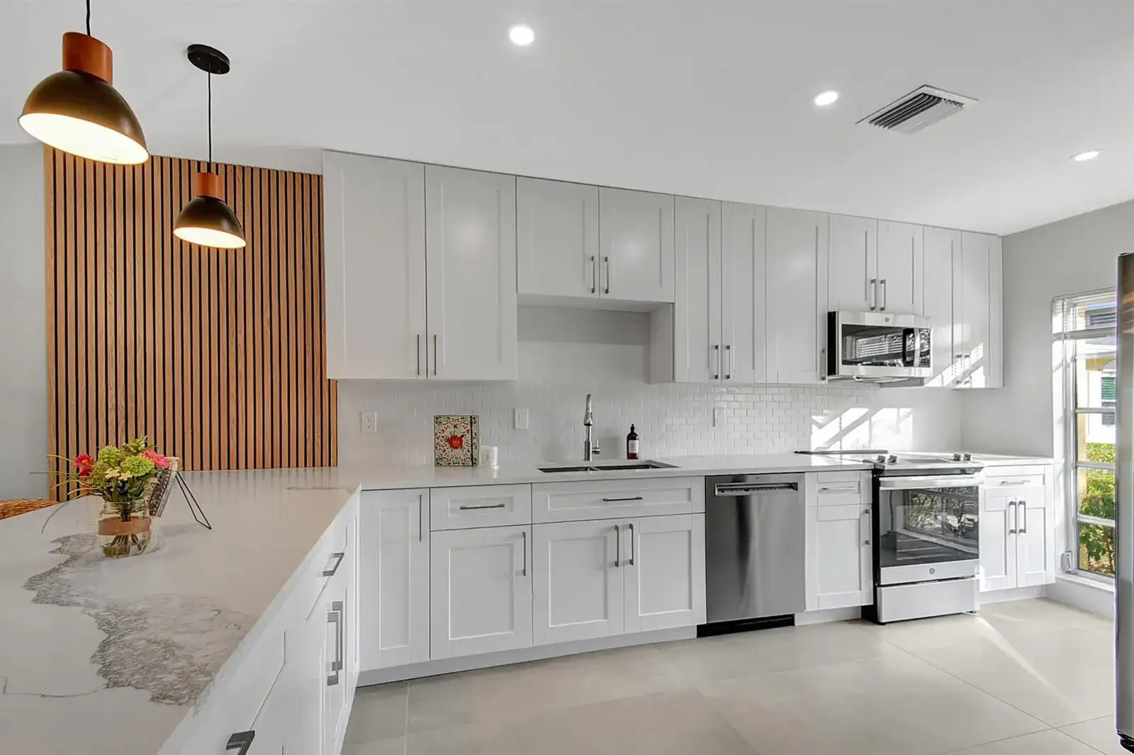 13602 Via Flora Apt C, Delray Beach FL 33484 photo 2