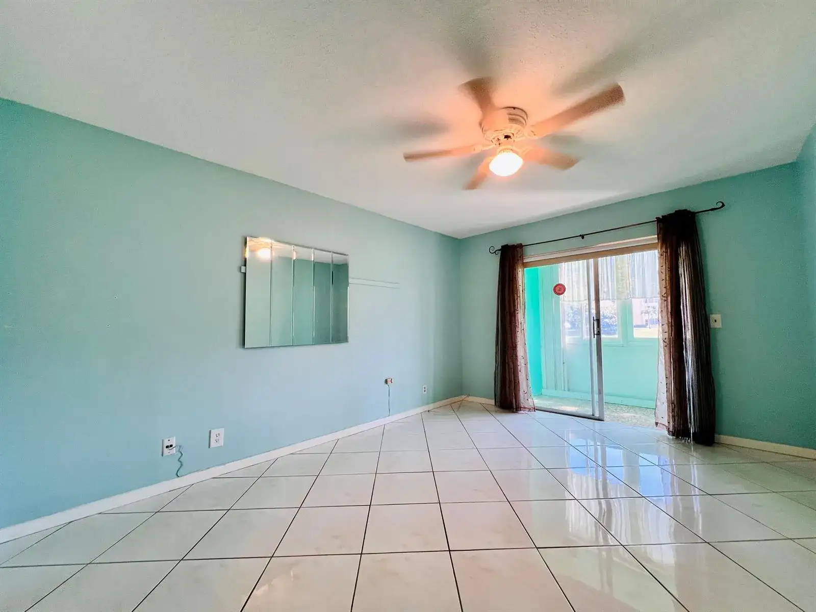 110 Wellington B, West Palm Beach FL 33417 photo 5