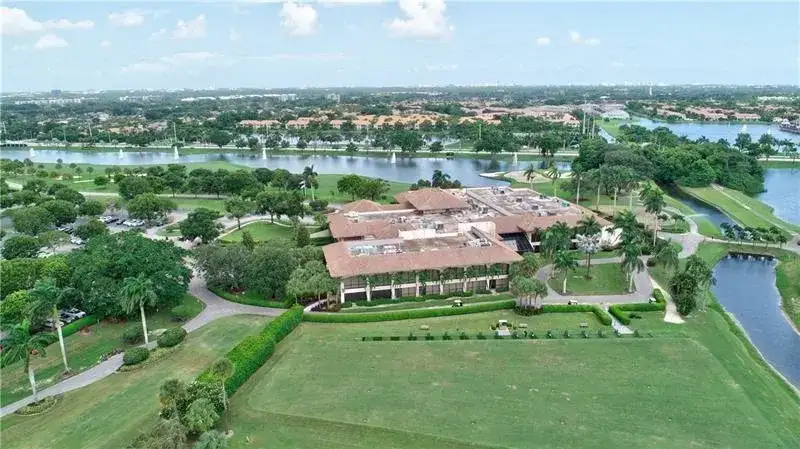 7448 La Paz Boulevard # 104, Boca Raton FL 33433 photo 2