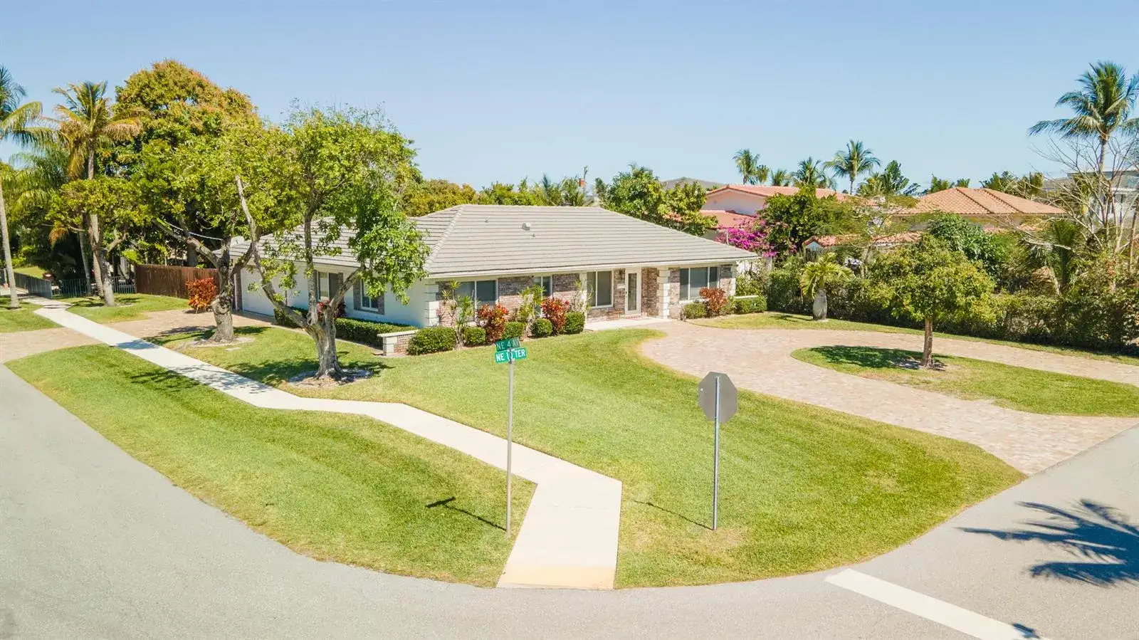 401 NE 10th Ter Terrace, Boca Raton FL 33432 photo 2