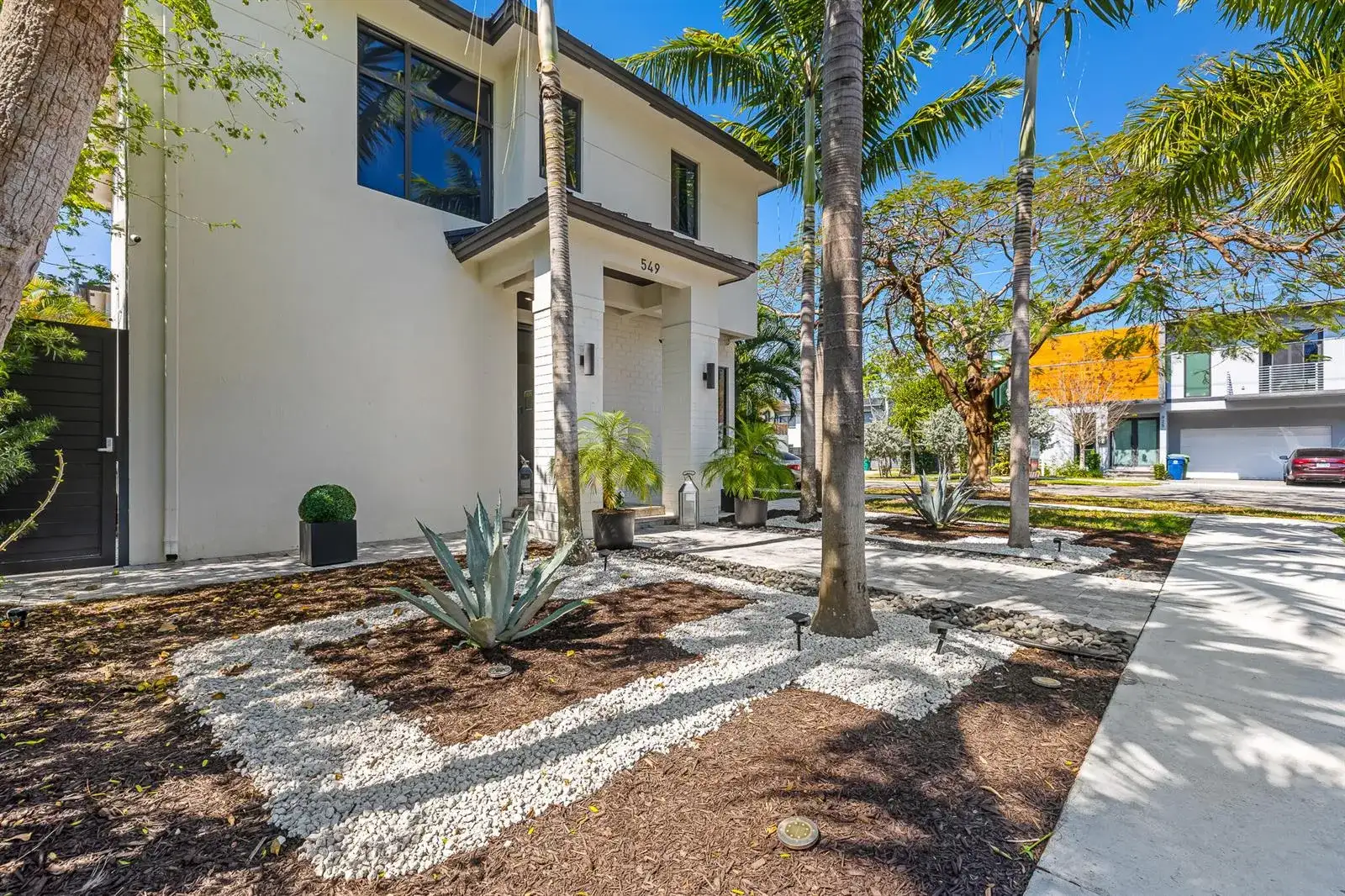 549 NE 10th Avenue, Fort Lauderdale FL 33301 photo 3