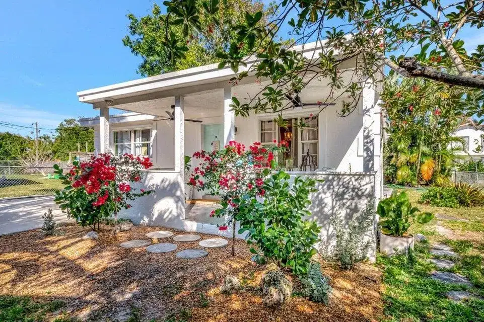 237 SW 3rd Avenue, Delray Beach FL 33444 photo 3