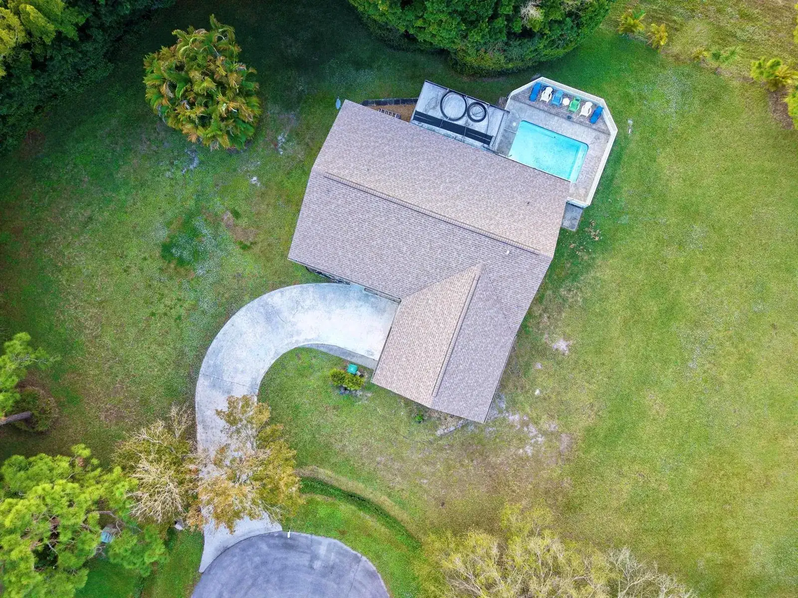 8690 Shadylake Lane, Fort Pierce FL 34947 photo 2