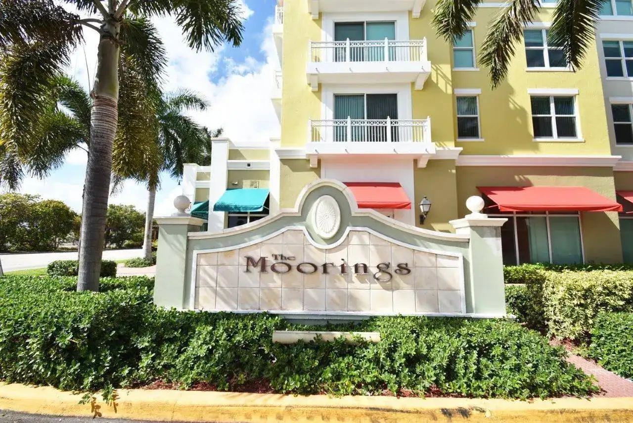 802 W Windward Way # 304, Lantana FL 33462 photo 4