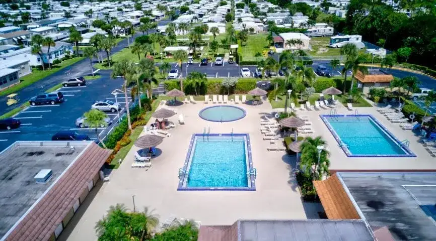 58009 Bahama Bay, Boynton Beach FL 33436 photo 2