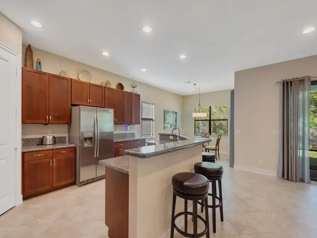 4338 56th Lane, Vero Beach FL 32967 photo 2