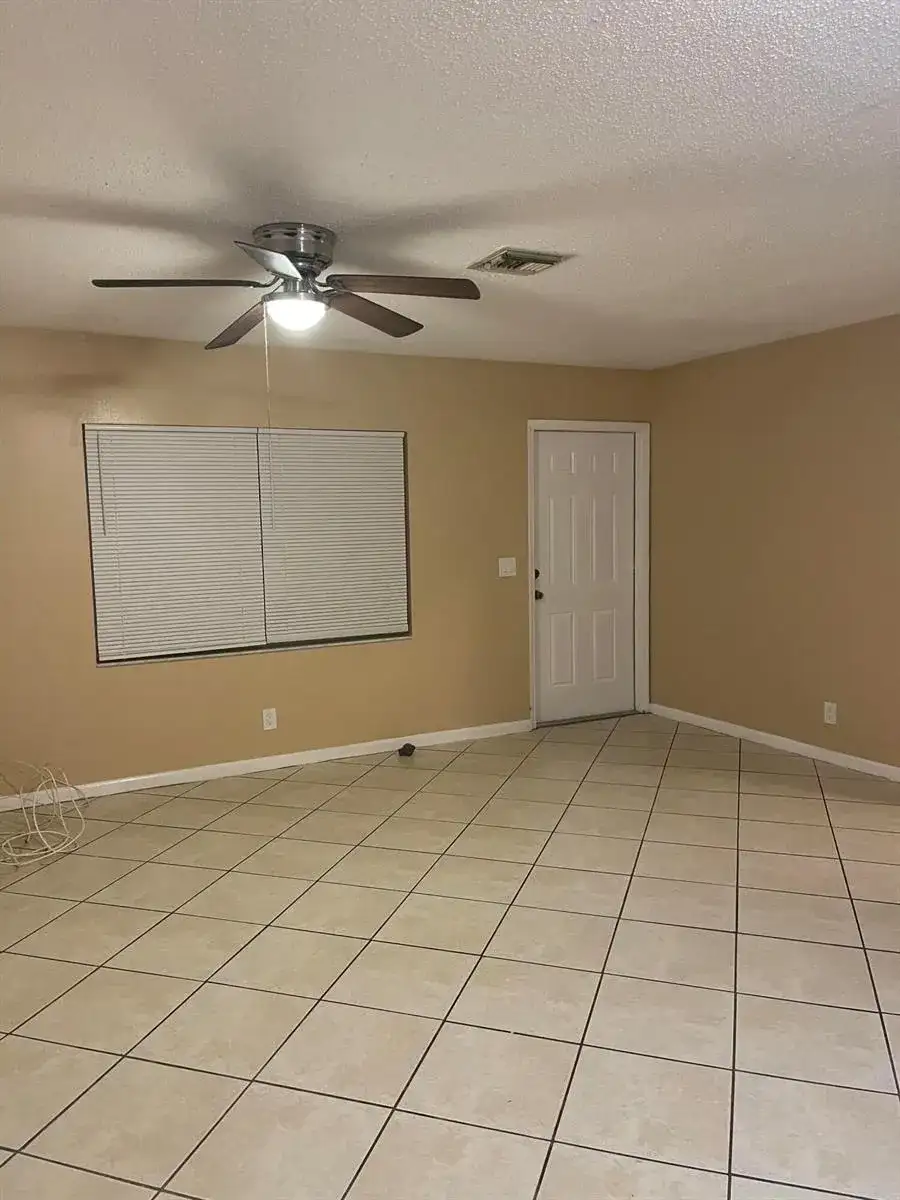 940 W 36th Street # 1, Riviera Beach FL 33404 photo 5