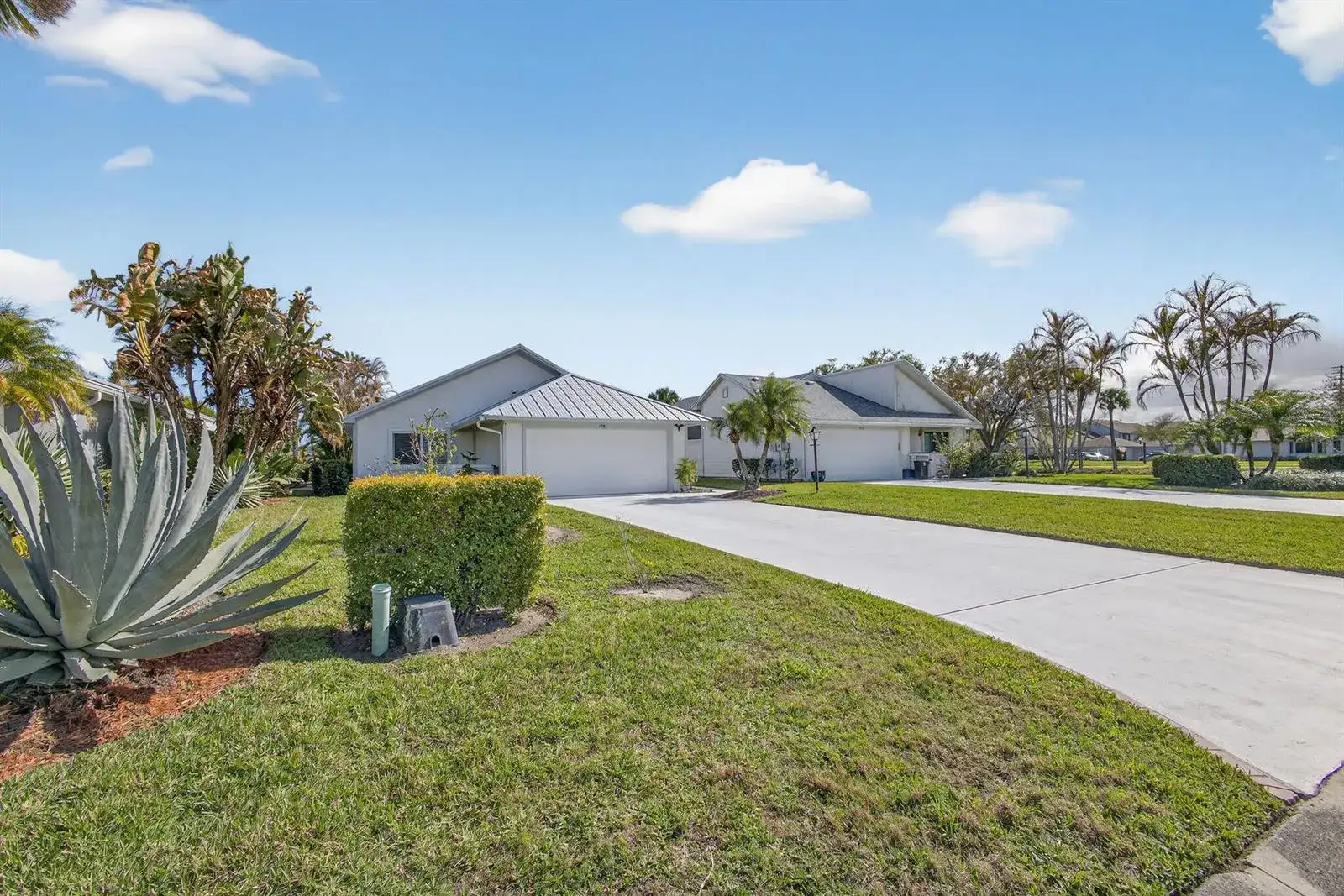 7198 SE Quincy Terrace, Hobe Sound FL 33455 photo 2