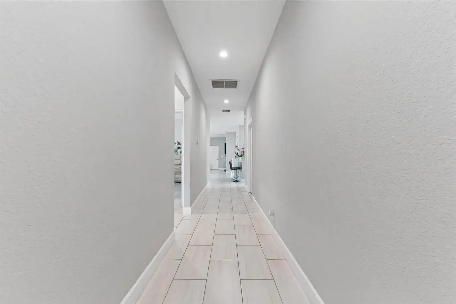 525 NW 12th Avenue, Boynton Beach FL 33435 photo 4