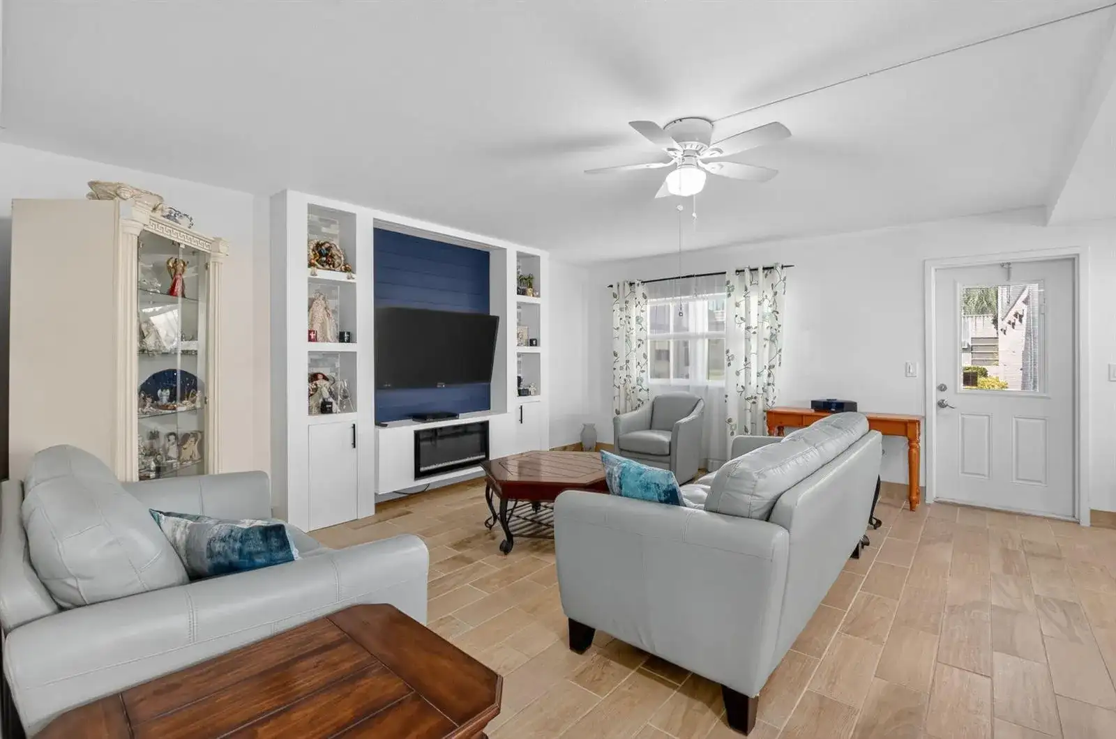 60 Brittany # B, Delray Beach FL 33446 photo 4