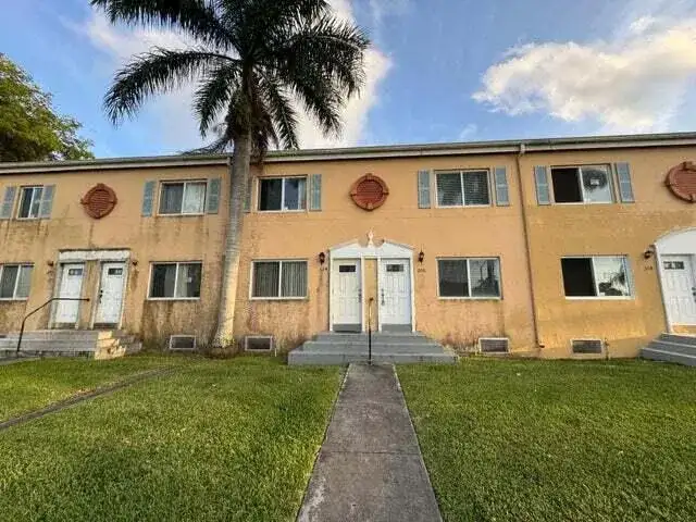 206 NW 84th Street # 206, Miami FL 33150 photo 2