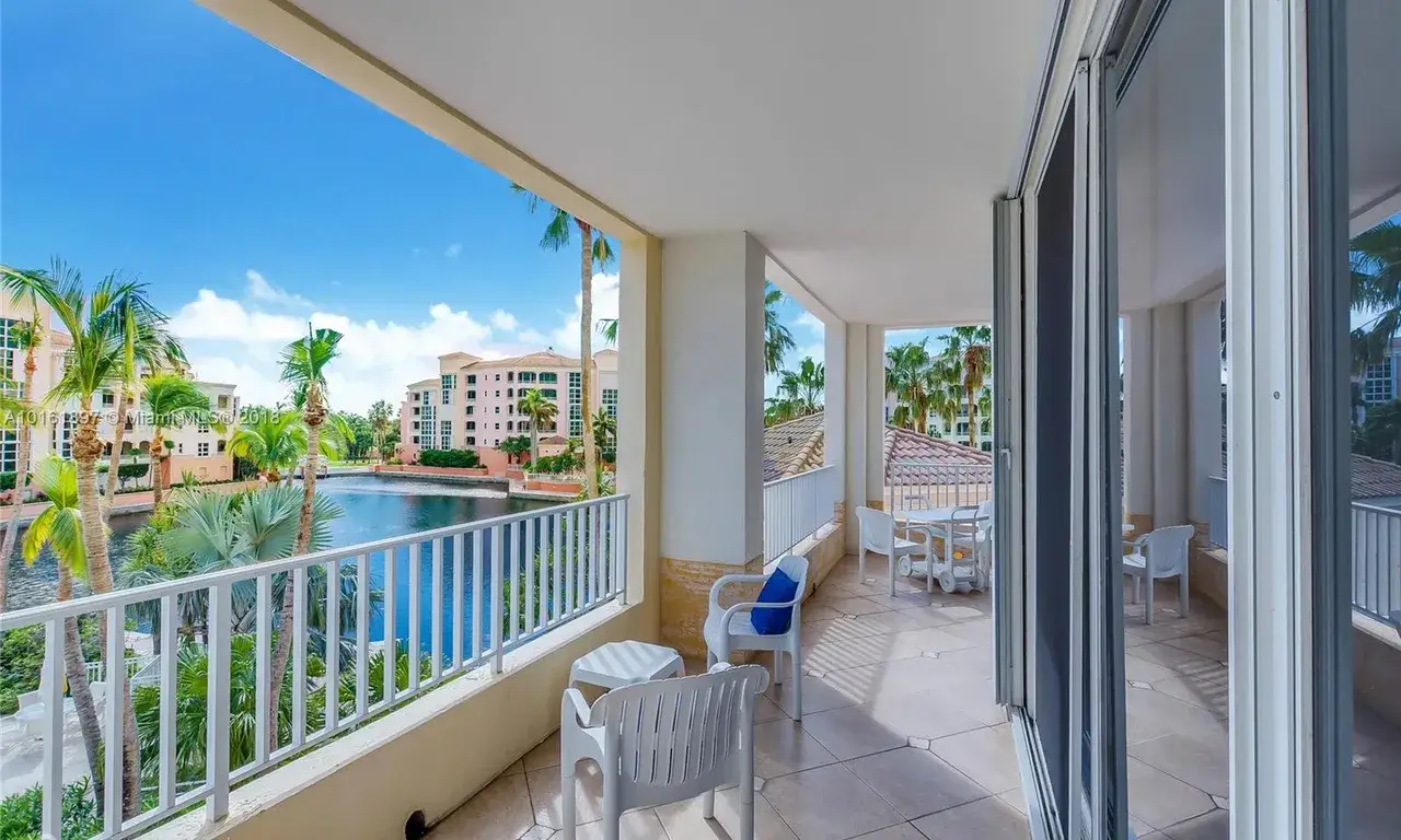 3 bedroom 3 bath Residential Lease for rent at 709 Crandon Blvd # 309, Key Biscayne FL 33149