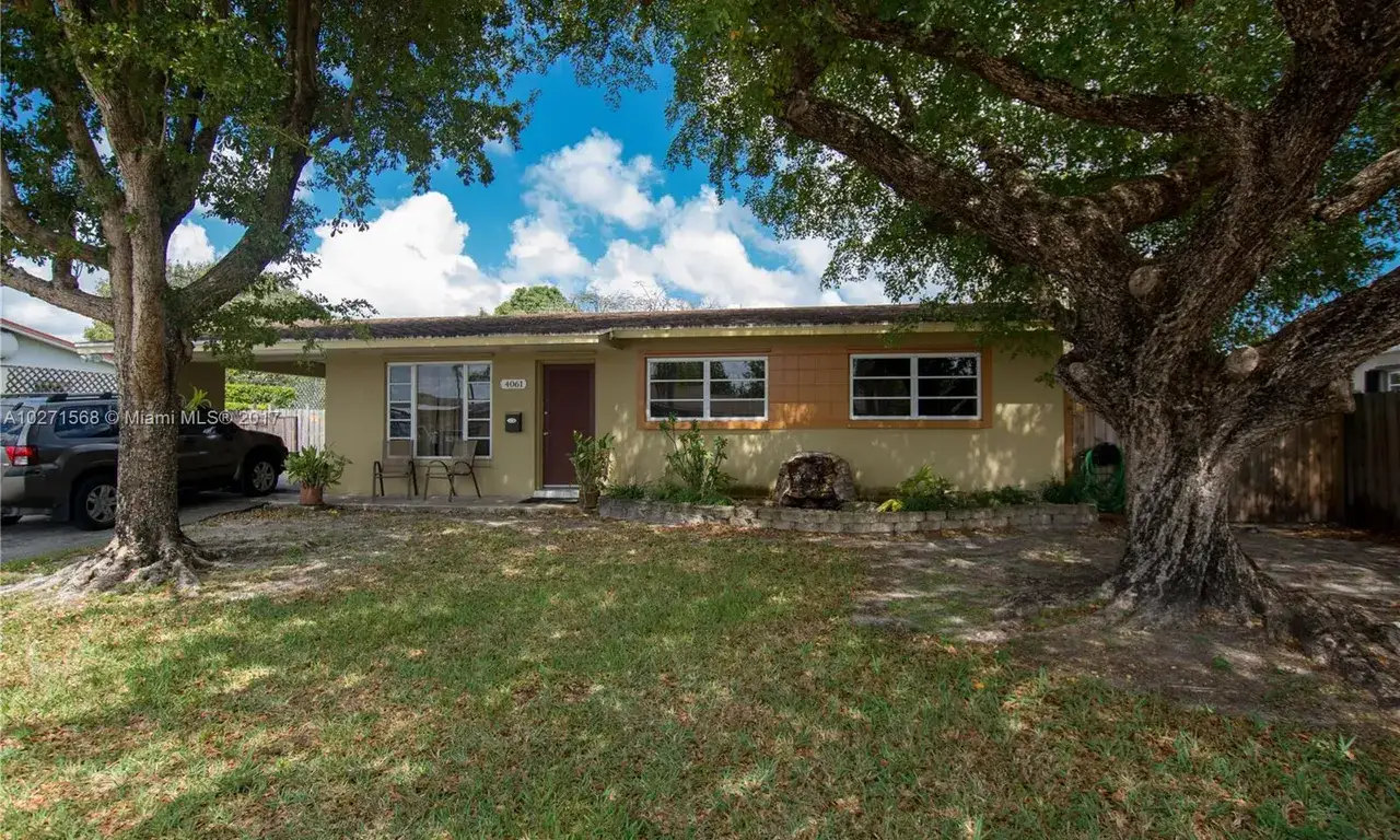 3 bedroom 1 bath Residential for sale at 4061 SW 102nd Ct, Miami FL 33165