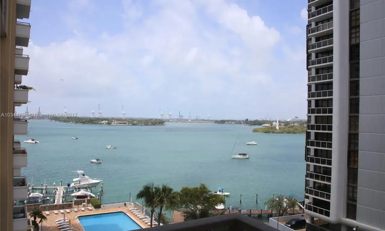 2 bedroom 2 bath Residential for sale at 11 Island Ave # 907, Miami Beach FL 33139