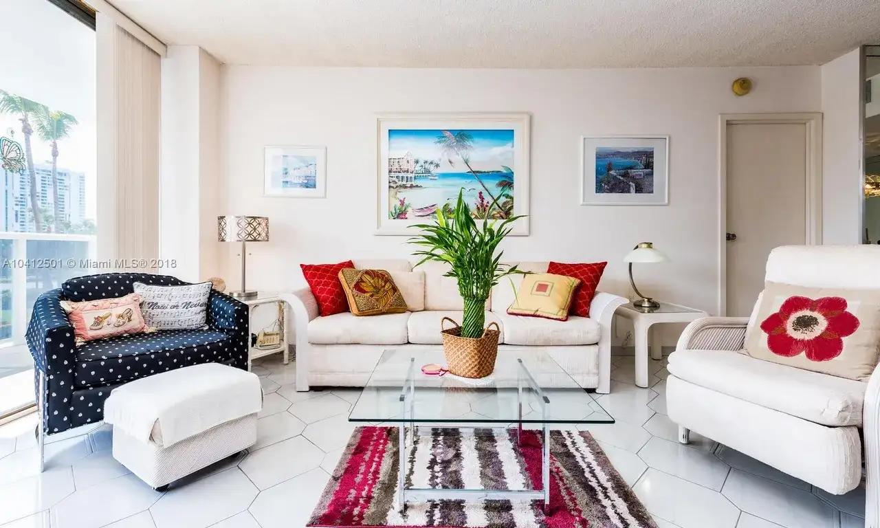 2 bedroom 2 bath Residential for sale at 3675 N Country Club Dr # 206, Aventura FL 33180