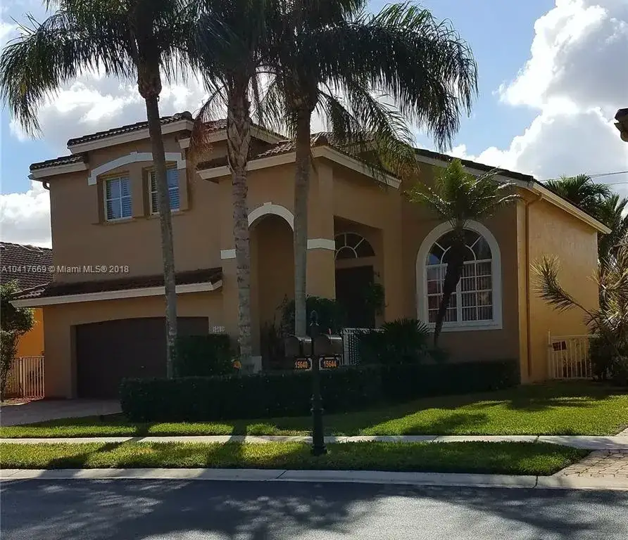 4 bedroom 3 bath Residential for sale at 15640 SW 16th Ct, Pembroke Pines FL 33027