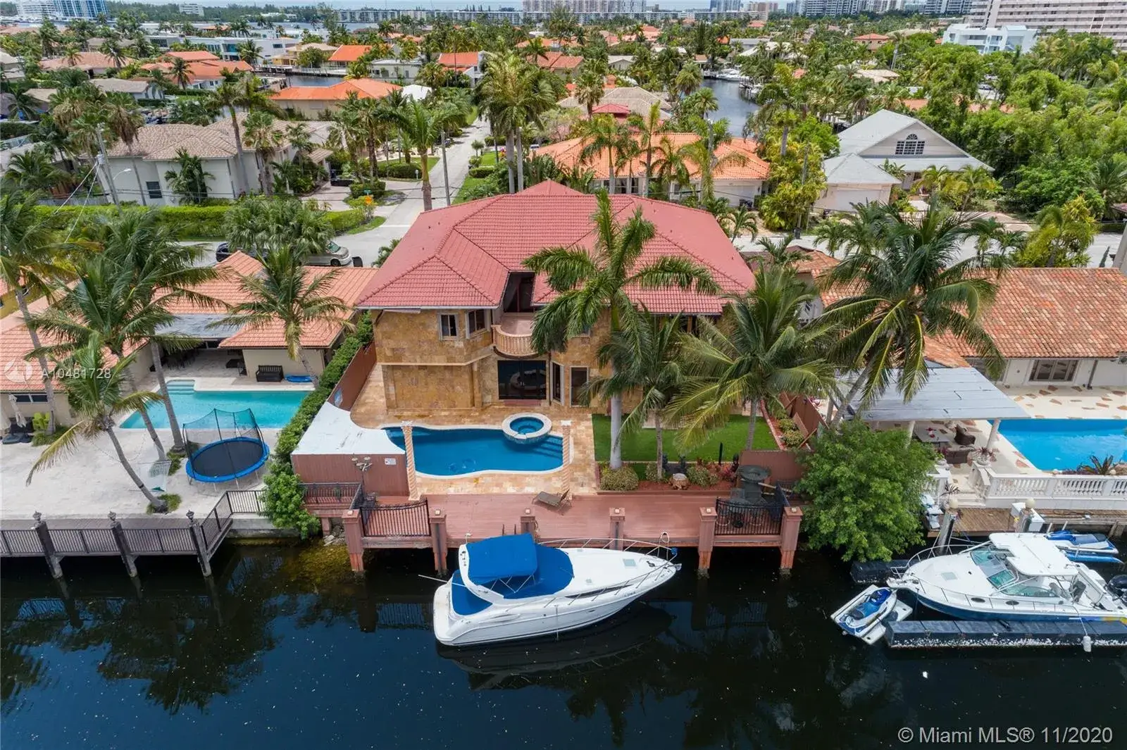 6 bedroom 4 bath Residential for sale at 3400 NE 164th St, North Miami Beach FL 33160